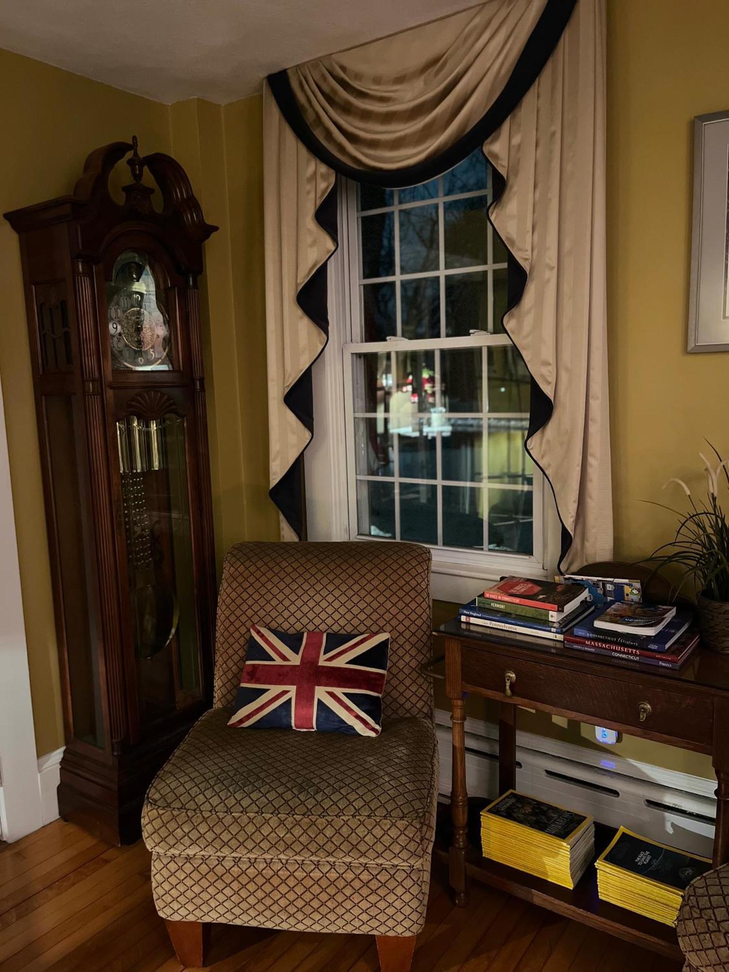 Antique1242 British Bed & Breakfast Enfield Exteriér fotografie